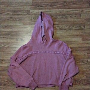 Hooded cropped sweatshirt